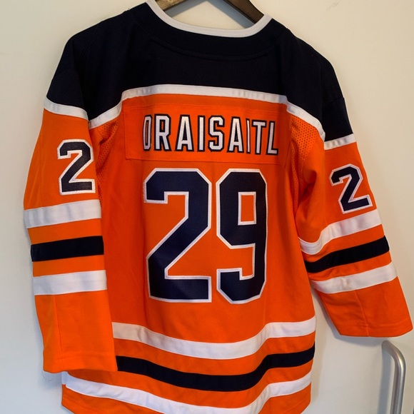 Oilers jersey - Picture 2 of 2